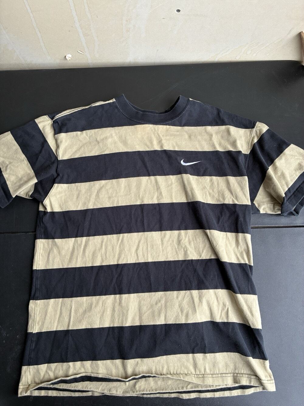 Nike SB Striped T-Shirt Beige Black Loose Fit Skateboarding Size M